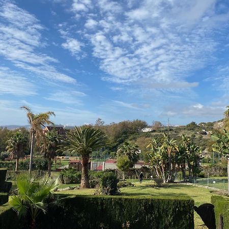 Bahia De Casares Leilighet Estepona Eksteriør bilde