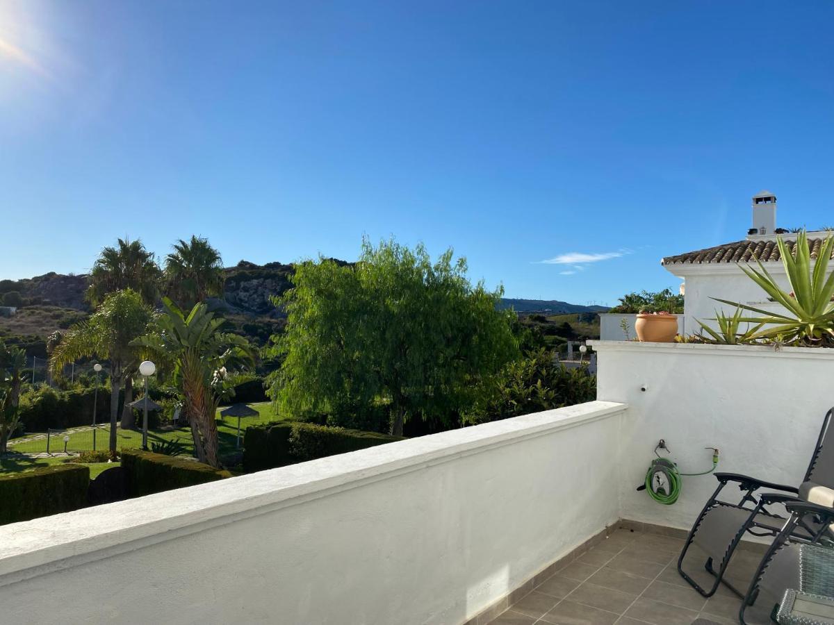 Bahia De Casares Leilighet Estepona Eksteriør bilde