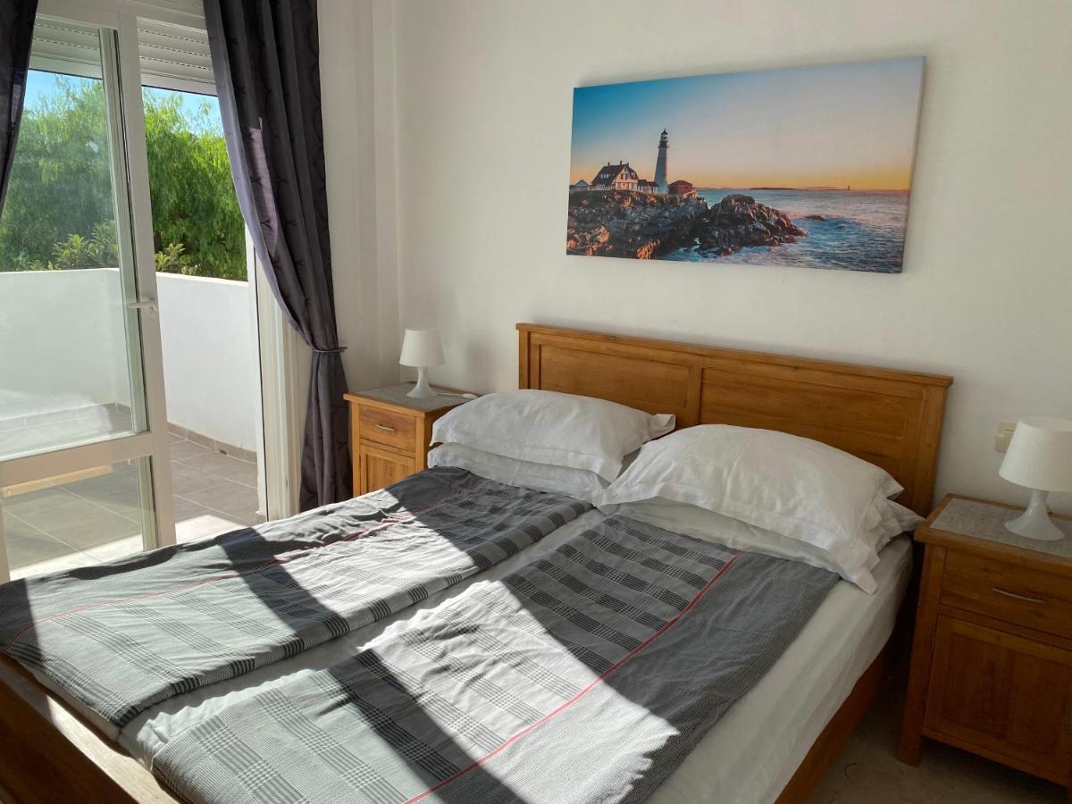 Bahia De Casares Leilighet Estepona Eksteriør bilde