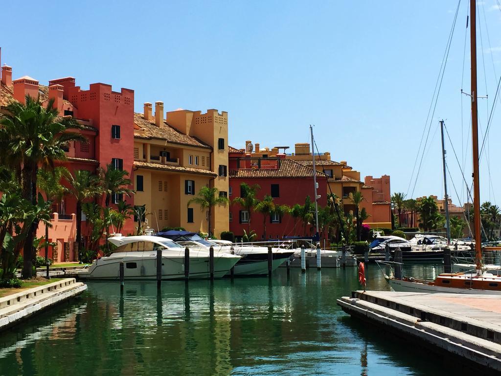 Bahia De Casares Leilighet Estepona Rom bilde