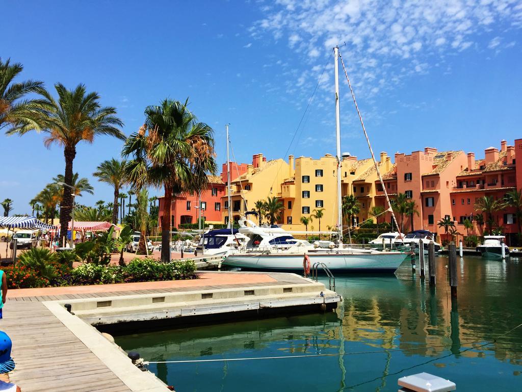 Bahia De Casares Leilighet Estepona Rom bilde